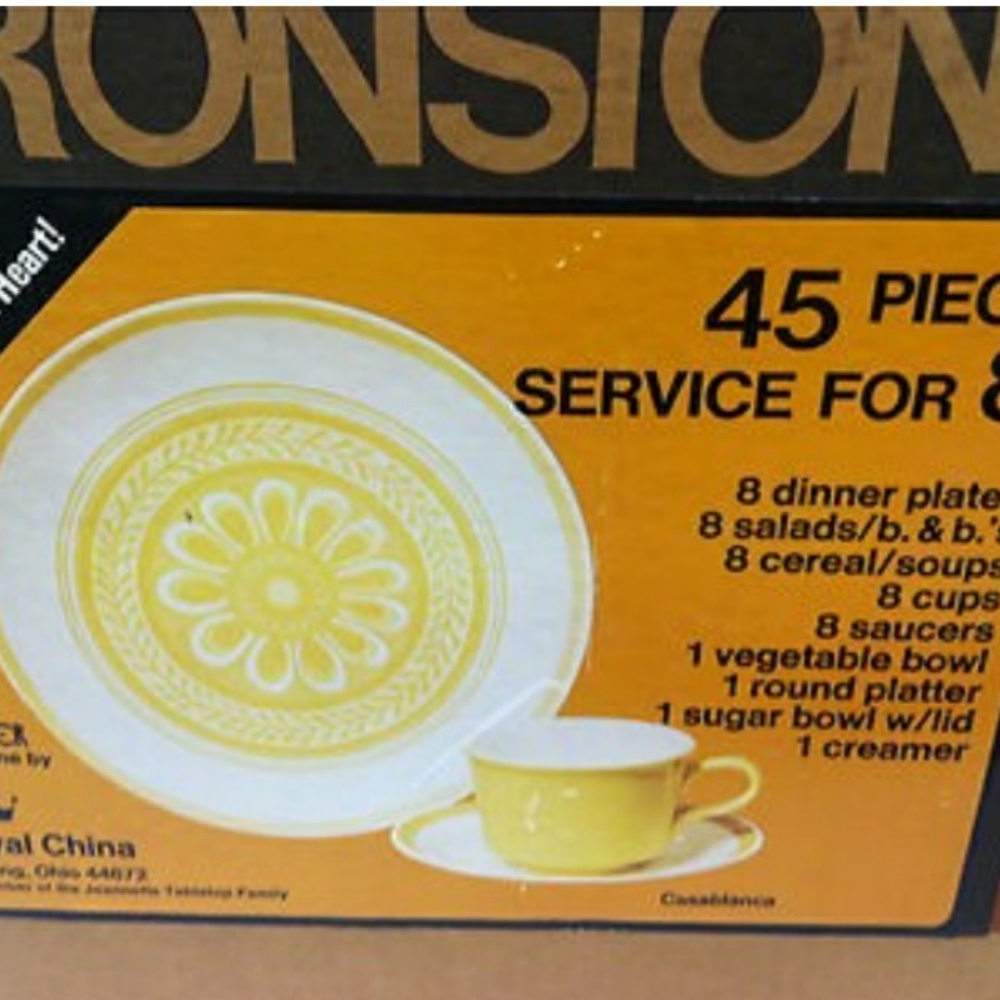 Vintage Royal China Cavalier Service for 8